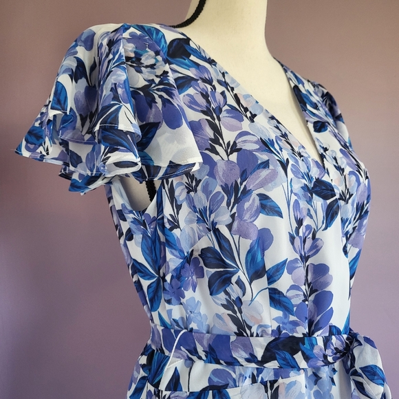 NWT Eliza J Blue Floral V-Neck Flutter Sleeve Ruffle Waist Tie Formal Maxi Dress - Picture 6 of 16
